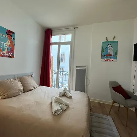 Petit Splendid - Ancien Palace, Balcon, Centre Apartment *