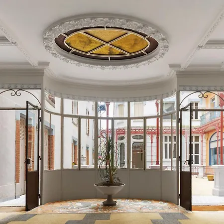 Petit Splendid - Ancien Palace, Balcon, Centre Апартаменты Виши